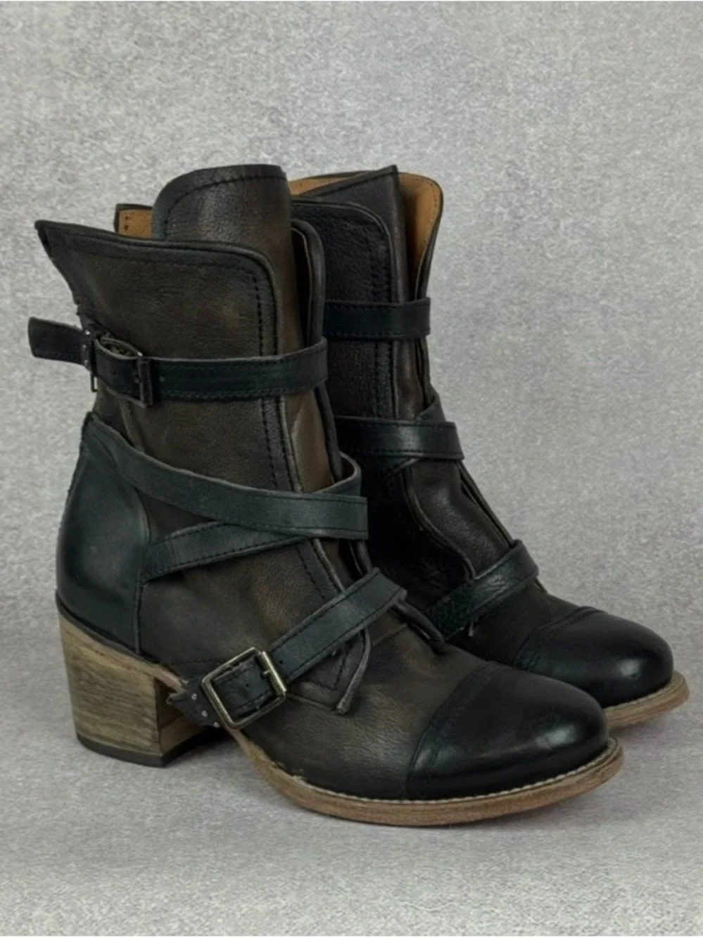 Freebird “Canyon” Black Leather Strappy Block Heel Ankle Boots - Picture 1 of 6